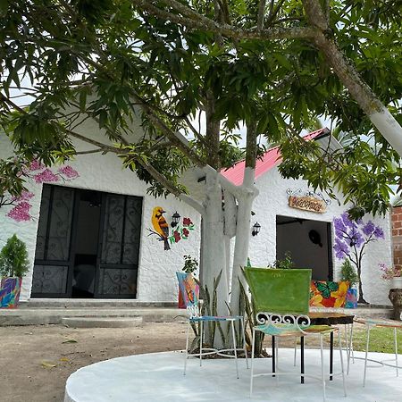Villa Del Prado Gigante Exterior foto